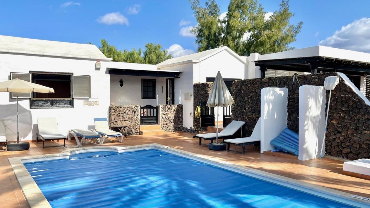 Villa Estefania Playa Blanca  Exterior photo